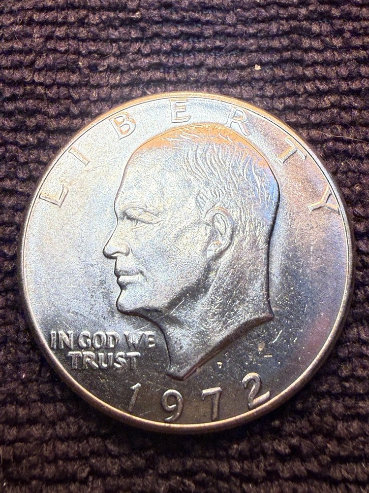 1972-D 1$ Eisenhower Ike One Dollar Uncirculated Nice