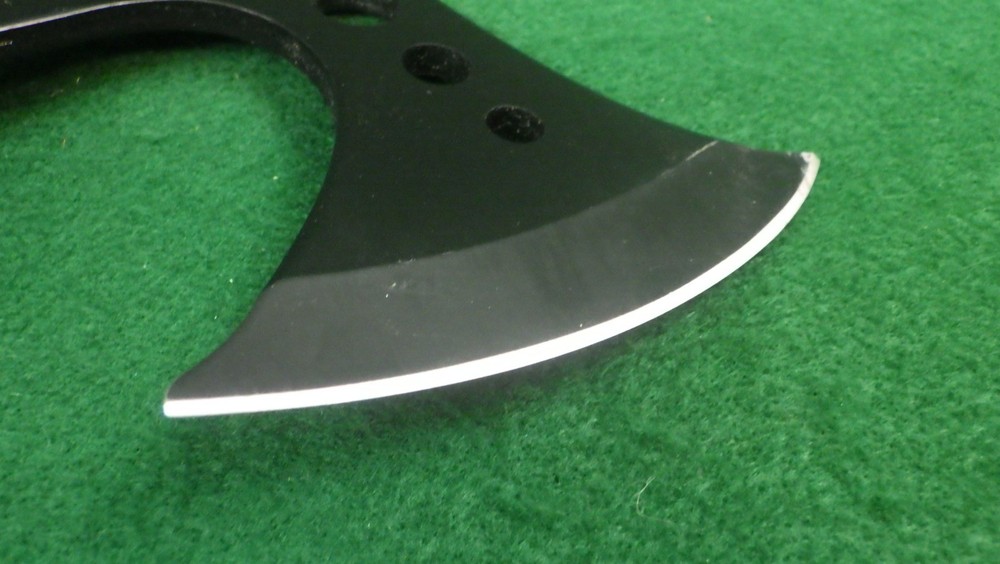 MTech MT-AXE8B survival/tactical hatchet EC Paraacord grip