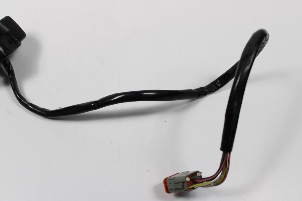 04 Harley Electra Glide Classic FLHTCI Left Control Switch