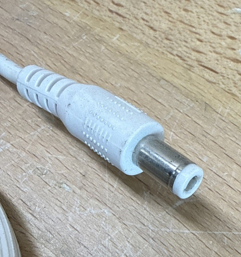 Cricut PS65B180Y3000S, 18V 2.5A Power Adapter