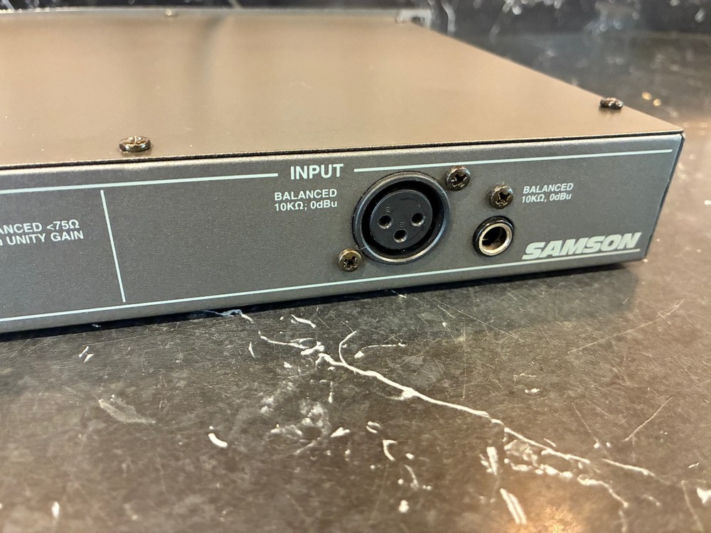 Samson E31 1/3 OCTAVE 31 BAND CONSTANT Q Graphic Equalizer