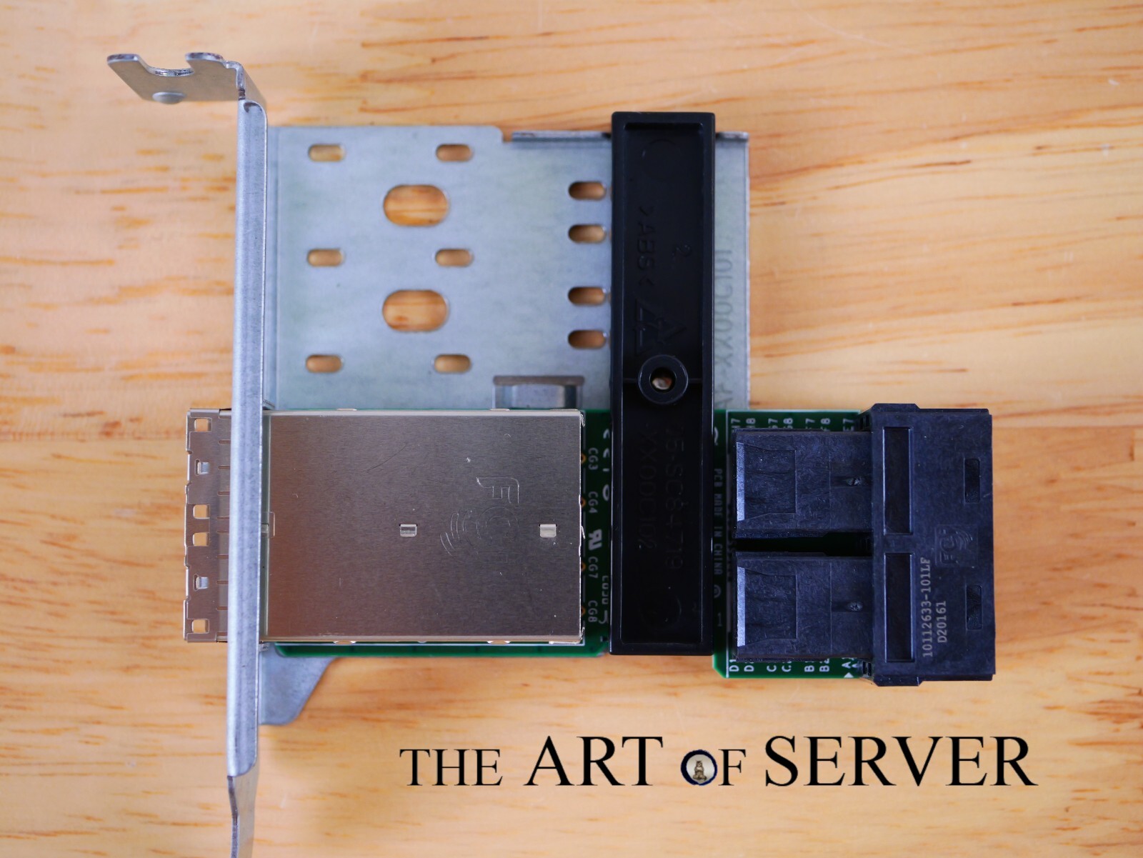 Supermicro AOM-SAS3-8I8E-LP SFF-8644 to SFF-8643 Adapter Low Profile PCI bracket