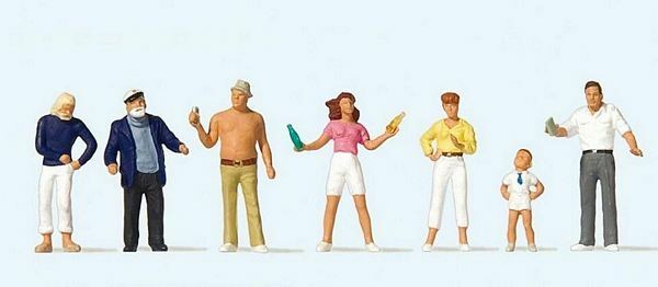 Preiser 10690 HO Scale At the Kiosk pkg(7)