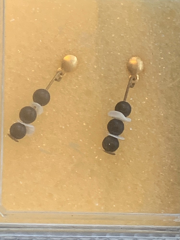 Vintage Circle Ball Dangle Earring White Black