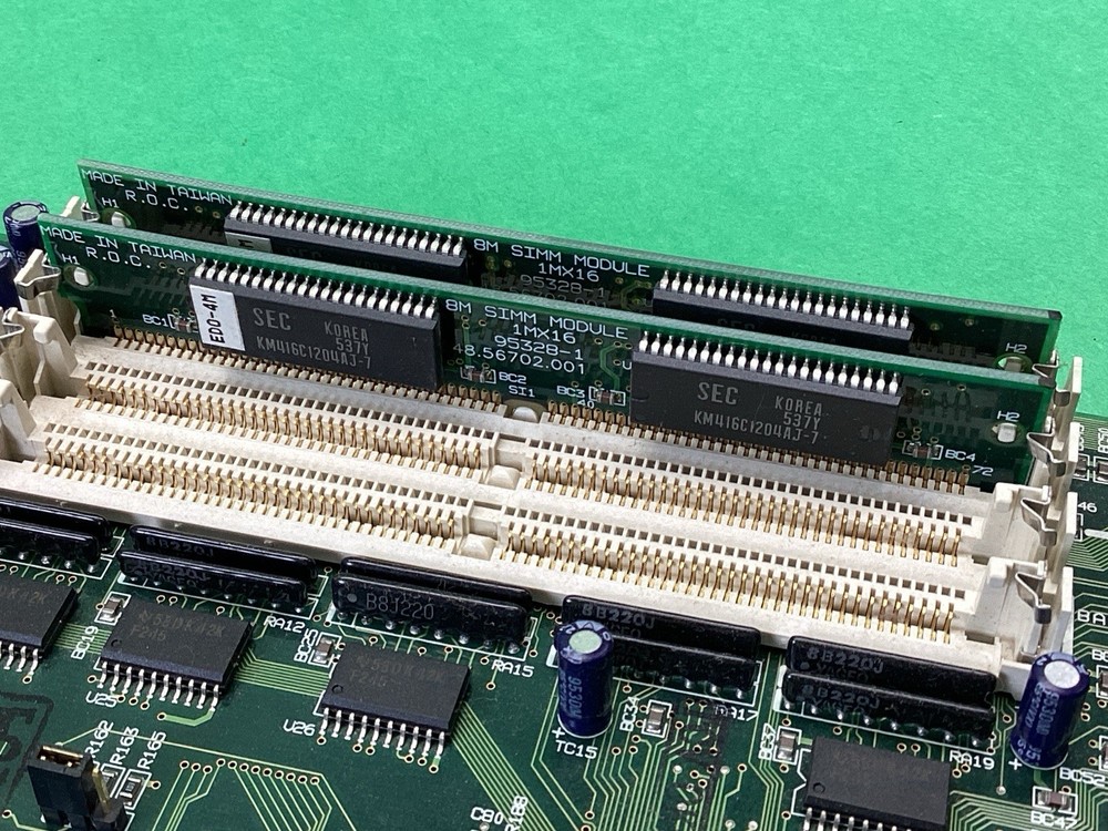 Socket 7 Motherboard 94137-2 & Pentium A80502-75 CPU & RAM - UNTESTED