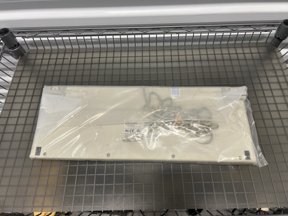 Hewlett Packard HP C1405B Computer Keyboard Red text PS2