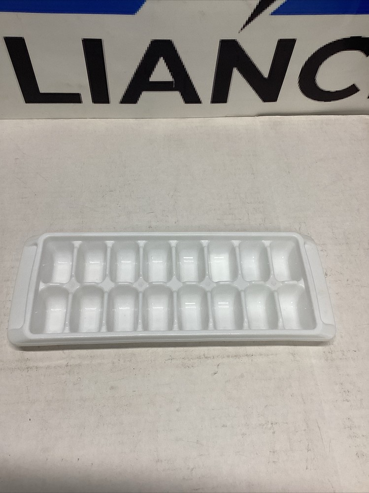 INSIGNIA ICE CUBE TRAY A588