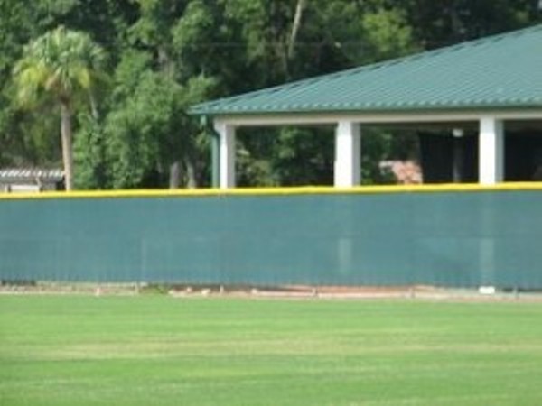 Shade Cloth Privacy Screen 44in x 25ft 90% Outdoor Knitted Sun Wind Block Fabric