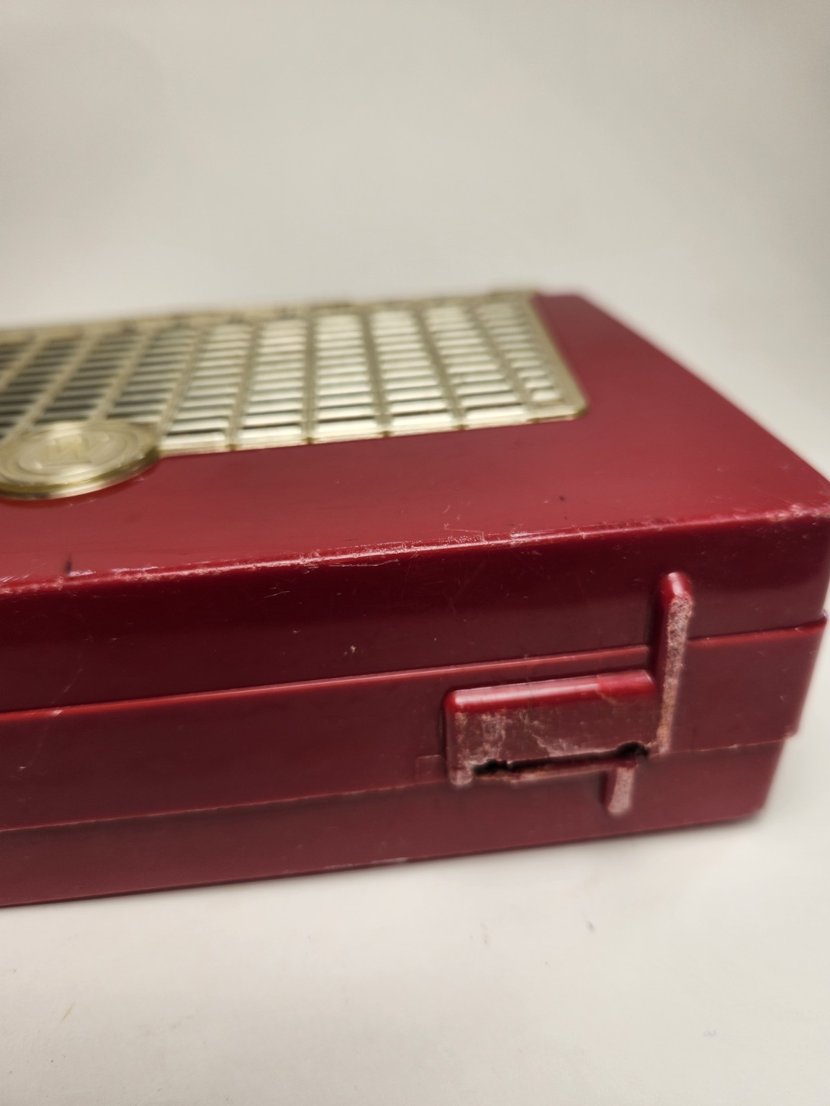 Vintage Westinghouse H409P4 Red Portable Tube Radio Mid Century Atomic Retro