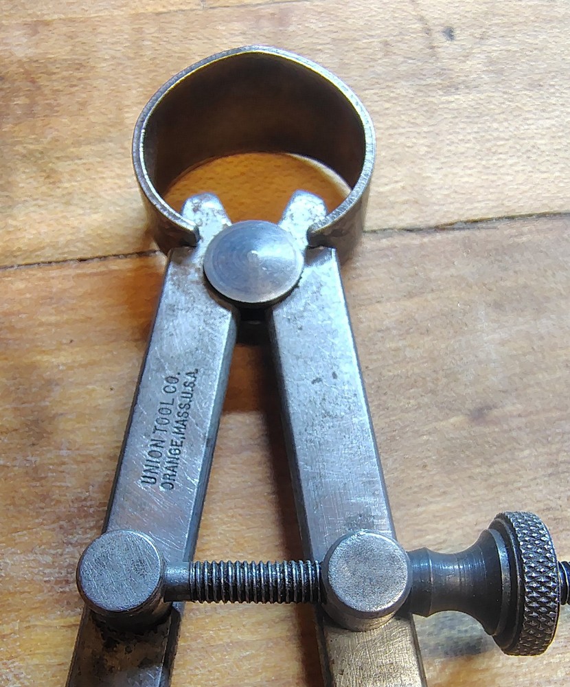 🗽 VINTAGE UNION TOOL 6" ID CALIPER