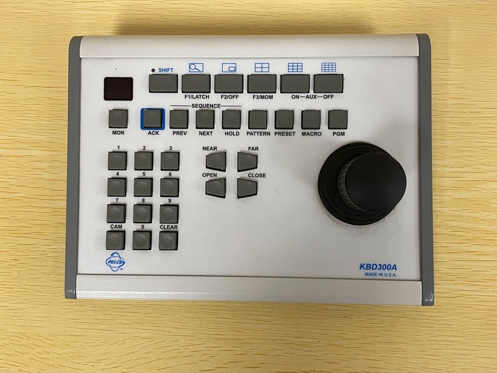 Pelco Joystick PTZ Controller and Keyboard KBD300A No Cables