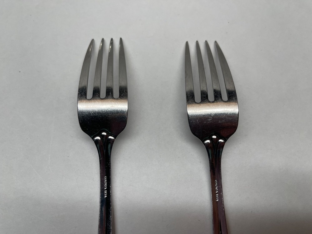 Oneida Tribeca Stainless Glossy Dinner Fork Teaspoon or Serving Spoon Fork -Choi