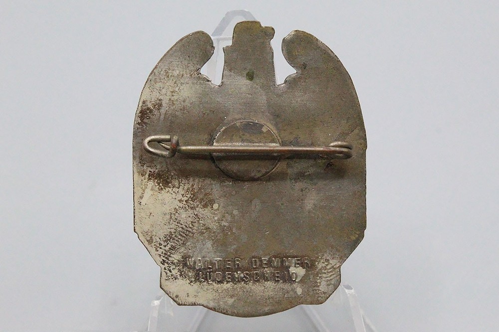 WW2 German Koln 1928 Tinnie . PIN417