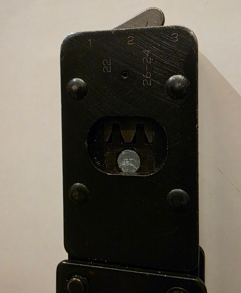 AMP - 90710-2 Hand Crimping Tool