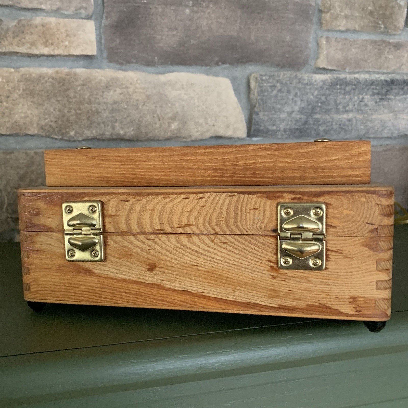 Soho Wooden Tabletop Easel Lightweight Foldable Artist Tool