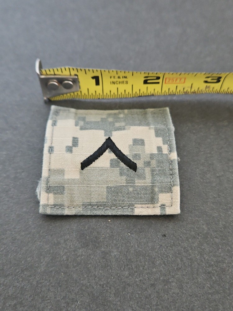 US ARMY E-2 PRIVATE RANK INSIGNIA PATCH HOOK & LOOP CAMOUFLAGE CAMO 2X2