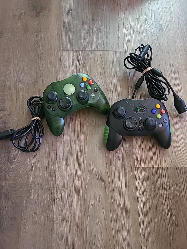 Bundle Of 2 XBOX Controllers Video Game Controllers Game Hawk Green And Black