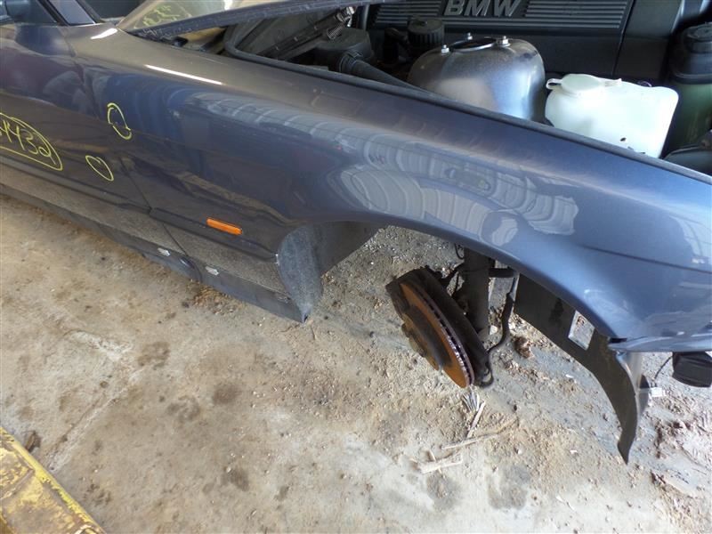 328I 1999 Rocker Panel Moulding 9862541