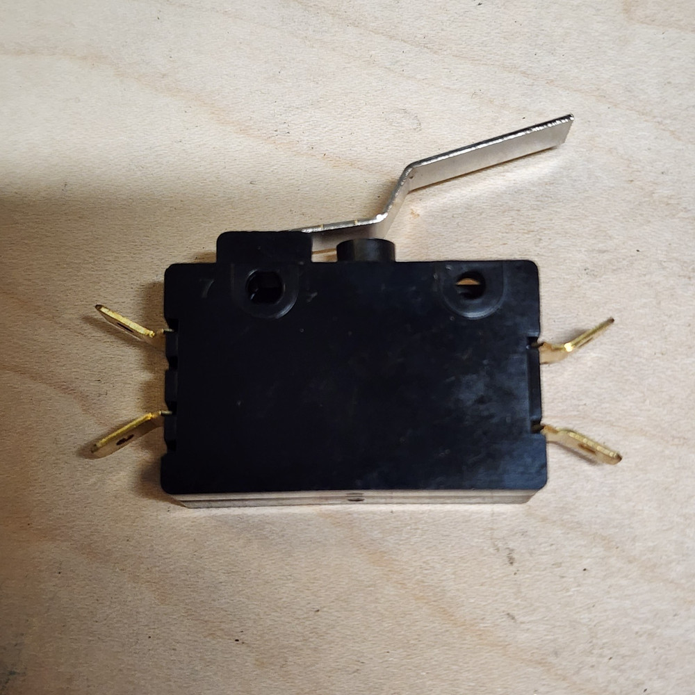 ZF MICRO SWITCH OE19-27 HB E-19 15A 125/250 VAC