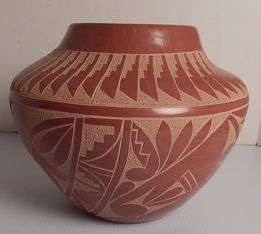 Beautiful Signed Ida Yepa Polychrome Redware Pot Jemez Pueblo