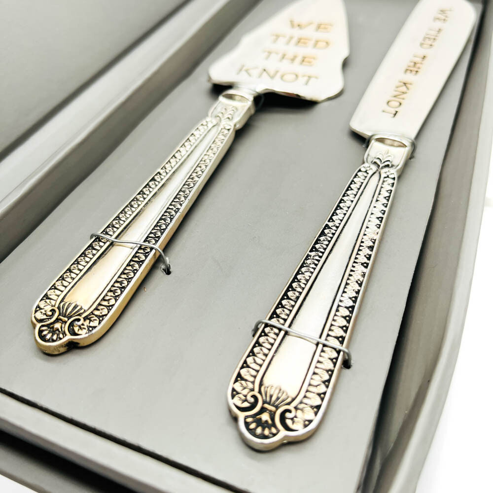 Mudpie We Tied The Knot Wedding Cake Server Set, 2 Pcs