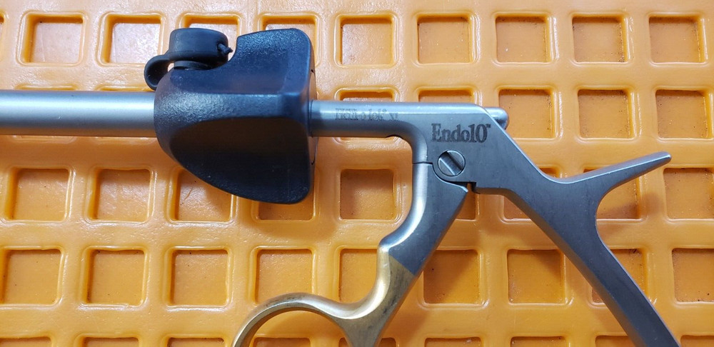 Weck Surgical Laparoscopic 10mm Removing Forceps REF: 544130