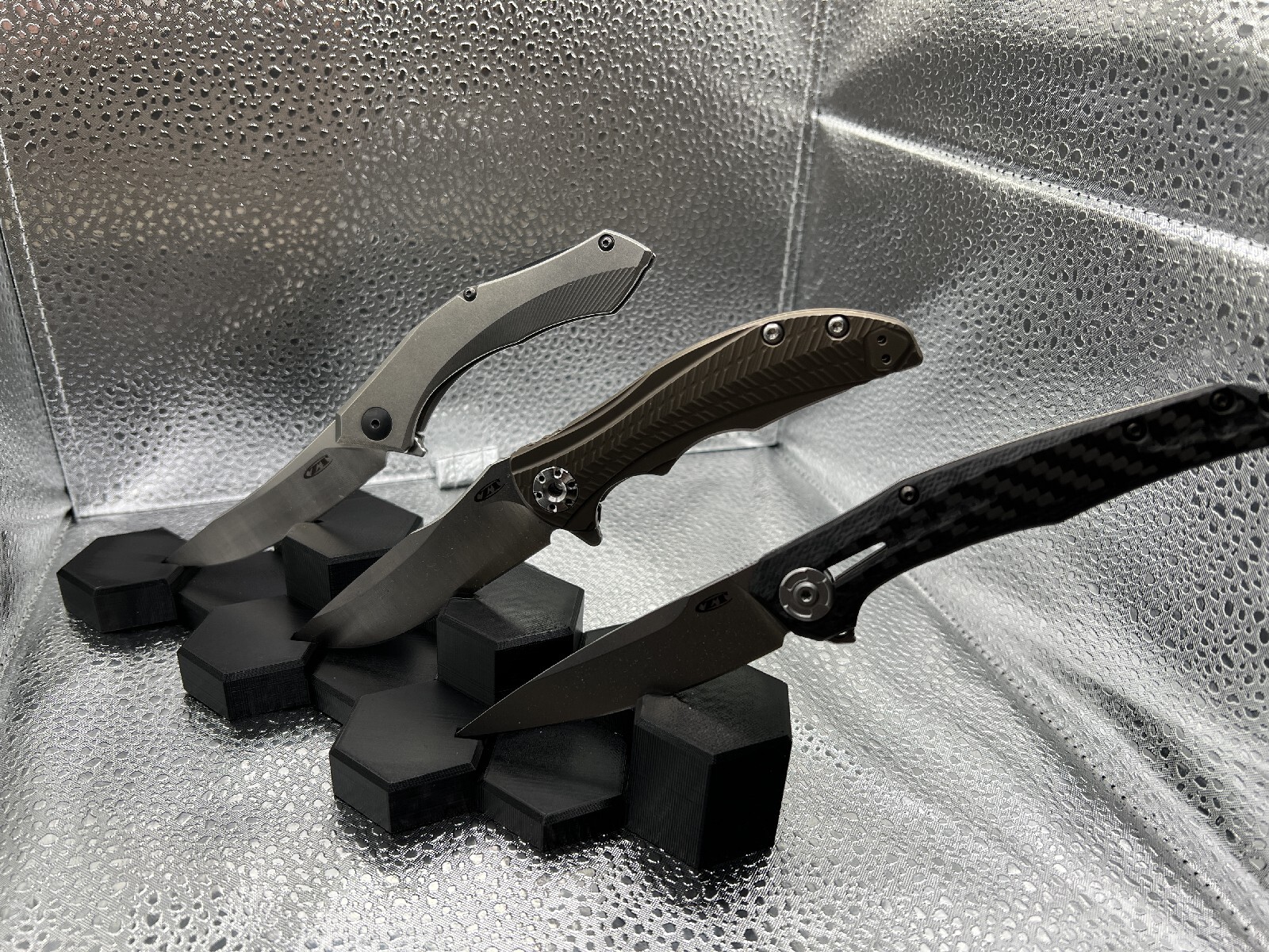 3 Knife Display Stand/Rack