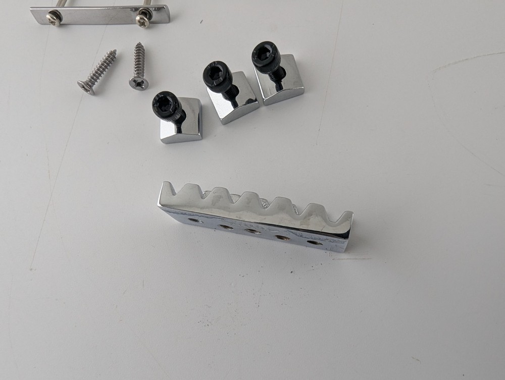 Licensed Floyd Rose WR3 Locking Nut & String Retainer & Wrench Chrome 43mm