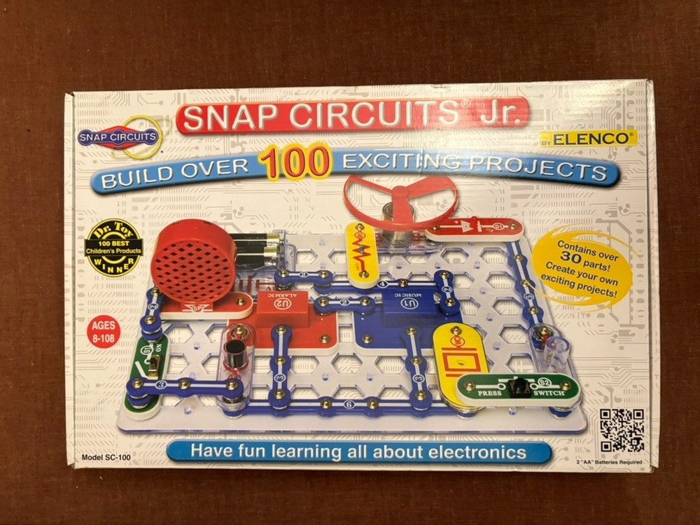 ELENCO Snap Circuits Jr.� 100 Experiments Electronics Discovery Kit