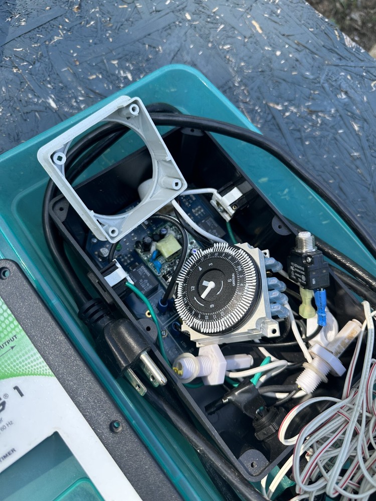 Titan Controls Oceanus 1 Timer Controller