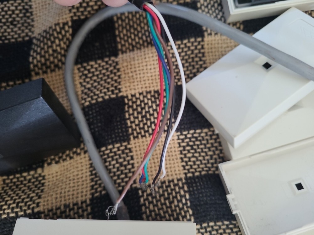 Linear P-300HAS Fairpointe Data Proximity Card Reader - used