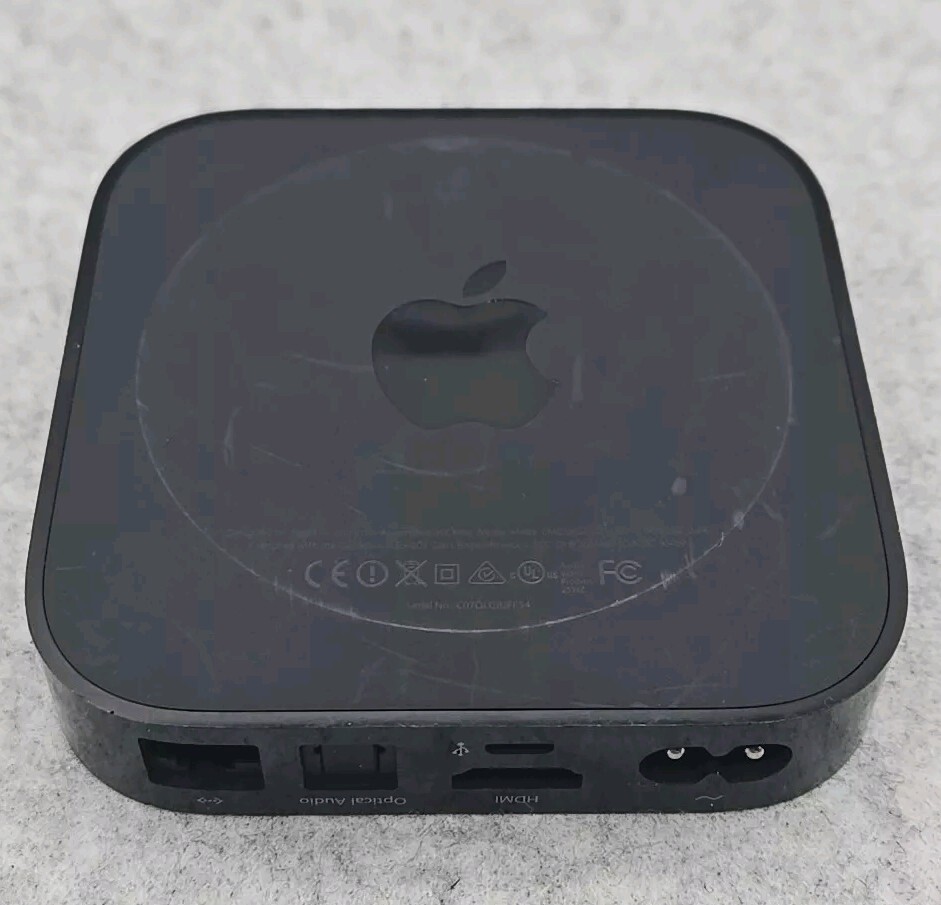 Apple TV (3rd Generation) HD Media Streamer A1469 Console No Remote