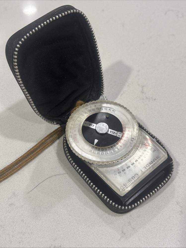 VINTAGE SUNSET EXPOSURE METER CDS-40 AND CASE