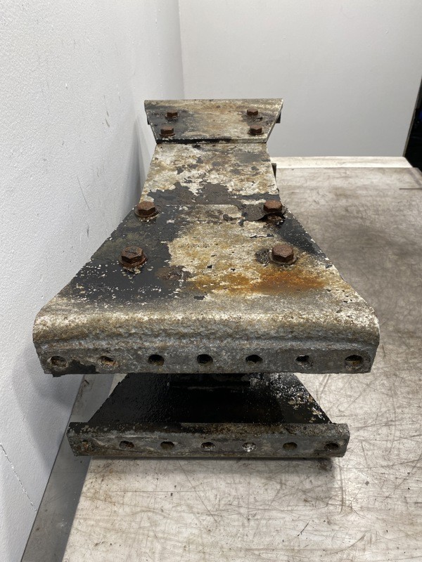 2007 Peterbilt 378 Frame Crossmember (648-12855)