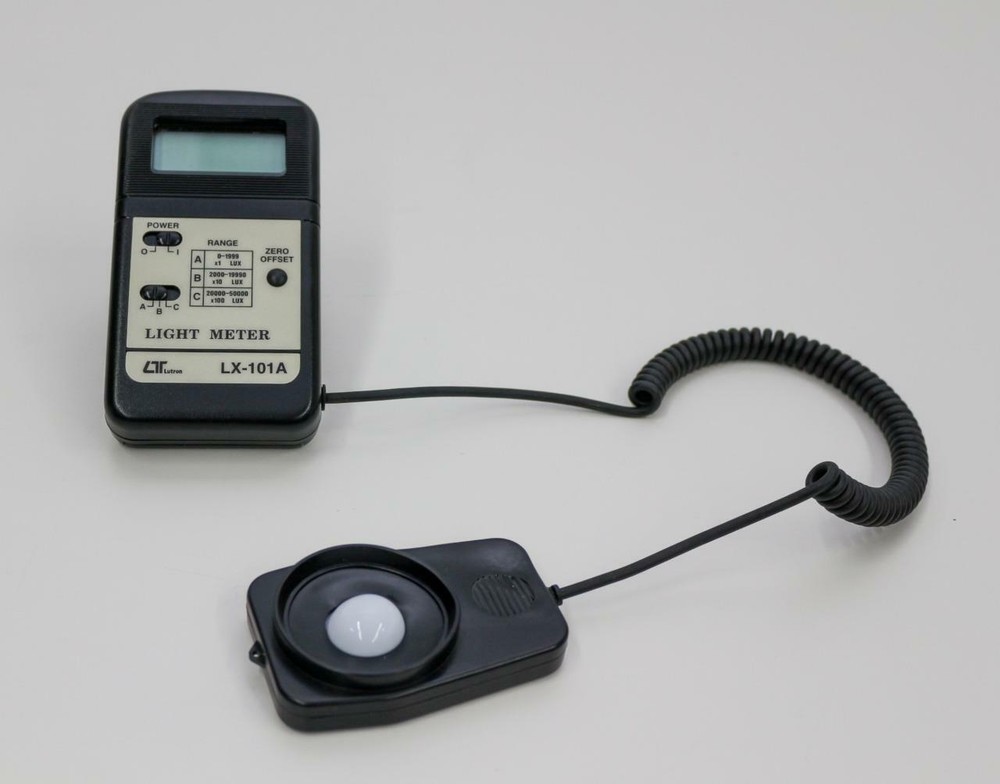 Lutron LX-101A Light Meter