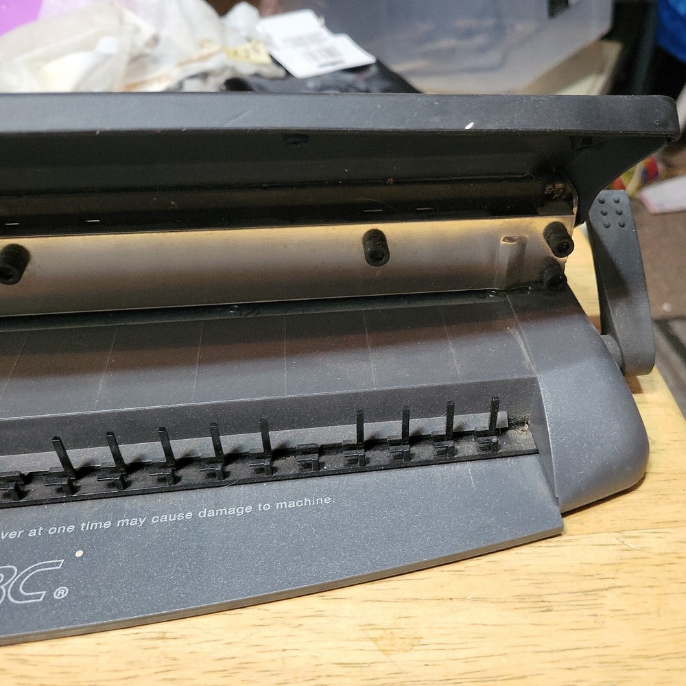 GBC Docubind Personal Presentation Binding System Machine