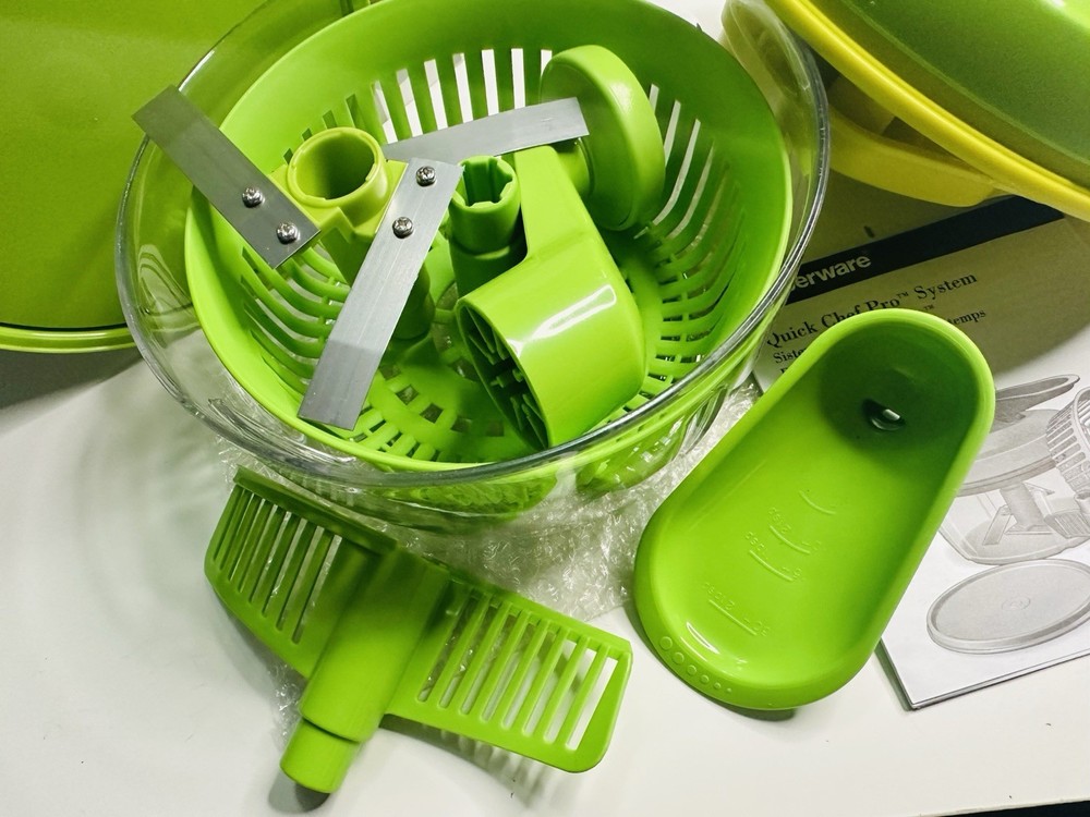 New Tupperware Quick Chef Pro Manual Turn Handle Food Processor Lime Green