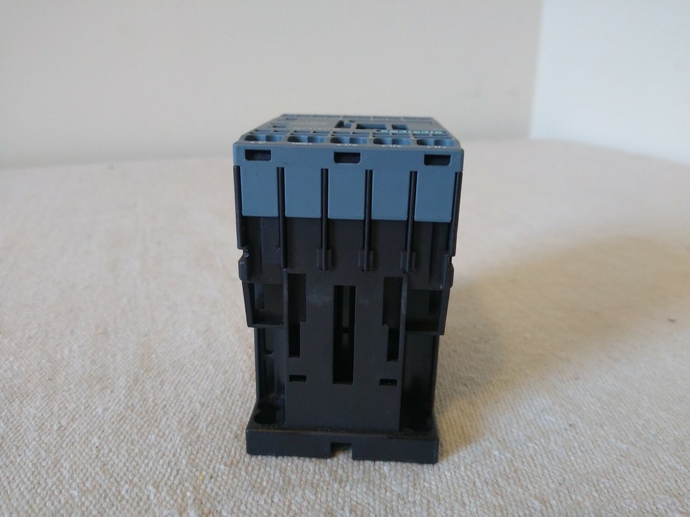 Siemens Sirius 3RT2017-2AP61 Power Contactor 3RT20172AP61