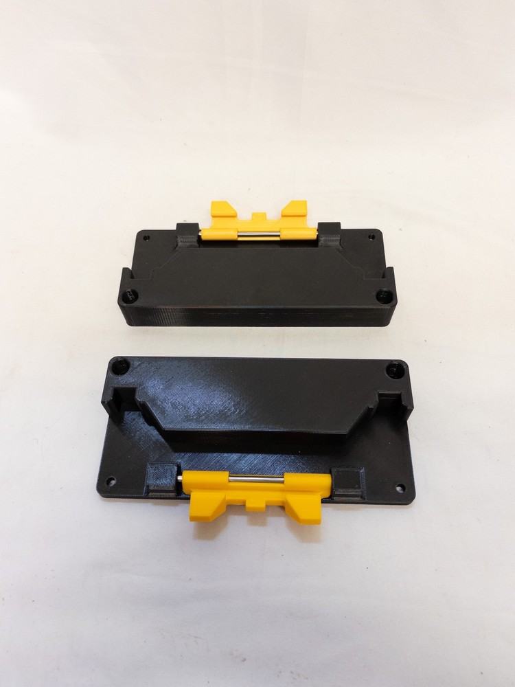 Dewalt ToughSystem 2.0 Bottom Latch Mount