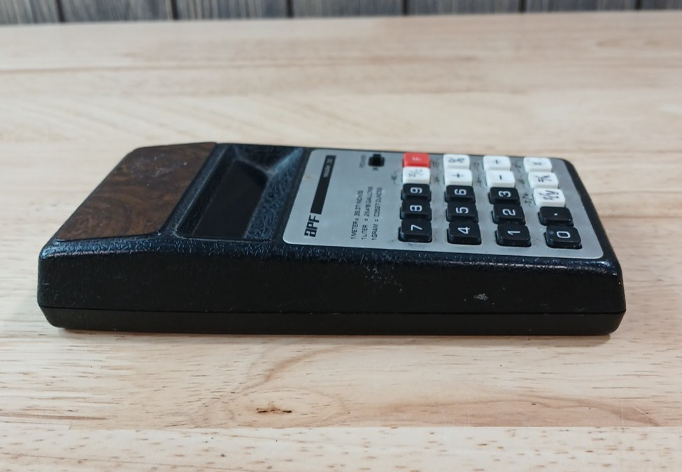 APF Mark 30 Calculator *Pre-Owned*