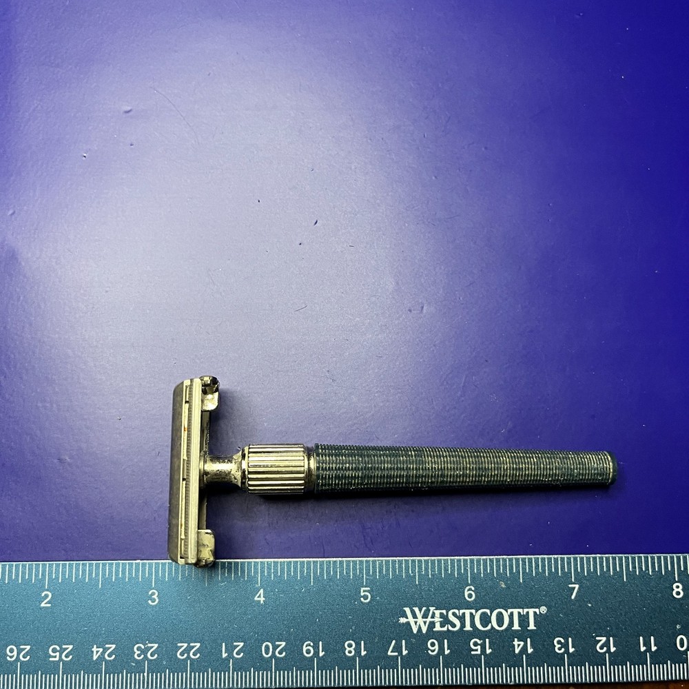 Vintage Gillette Knack Safety Razor