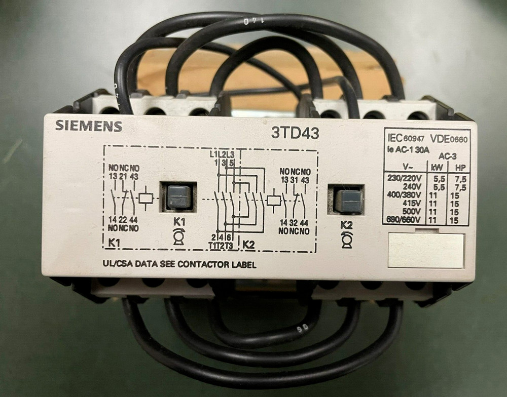 NEW SIEMENS 3TD43 REVERSING CONTACTOR