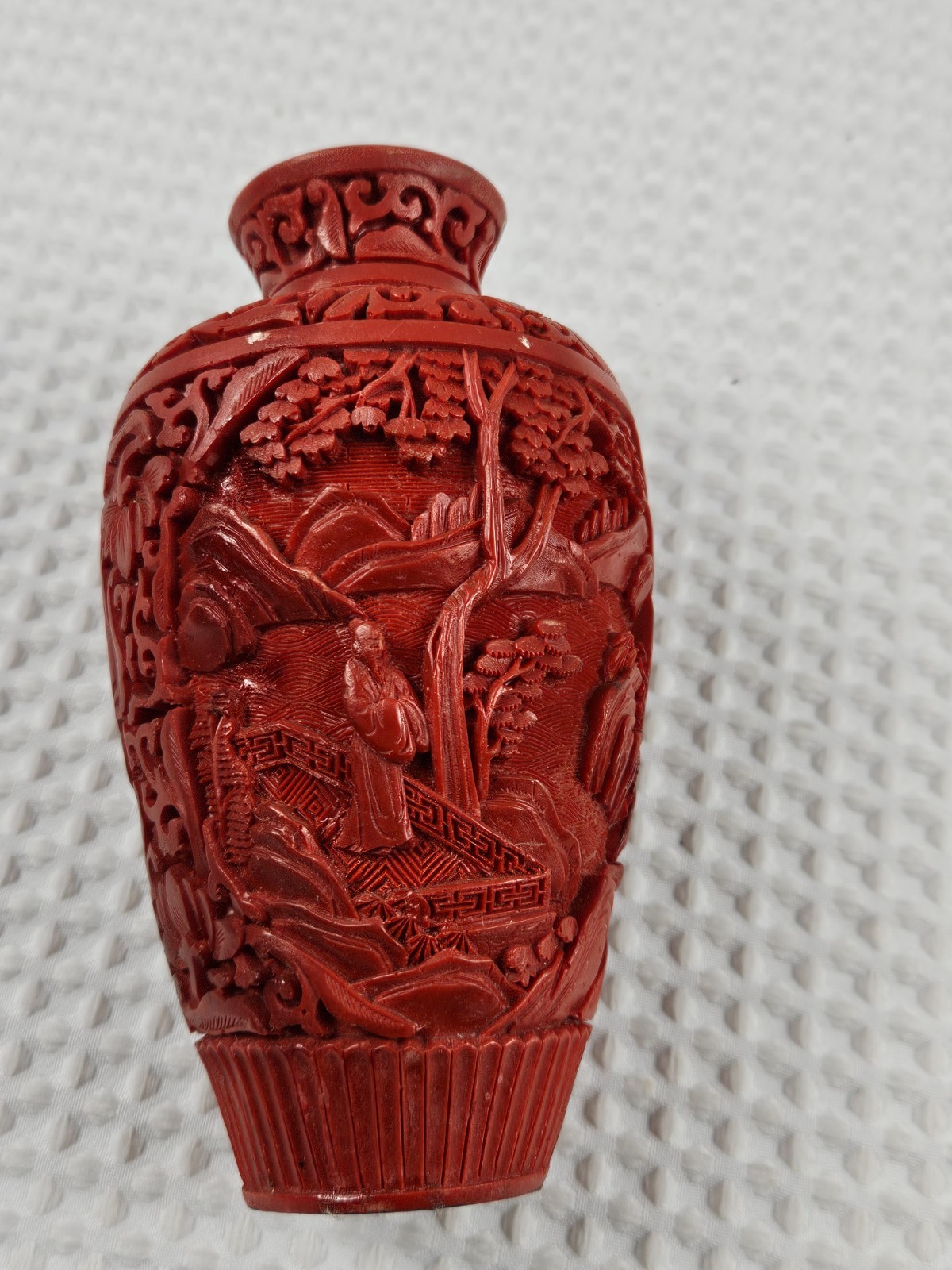 Vintage Chinese Red Cinnabar Lacquer Vase 5 .5” Floral Carving Made in Italy
