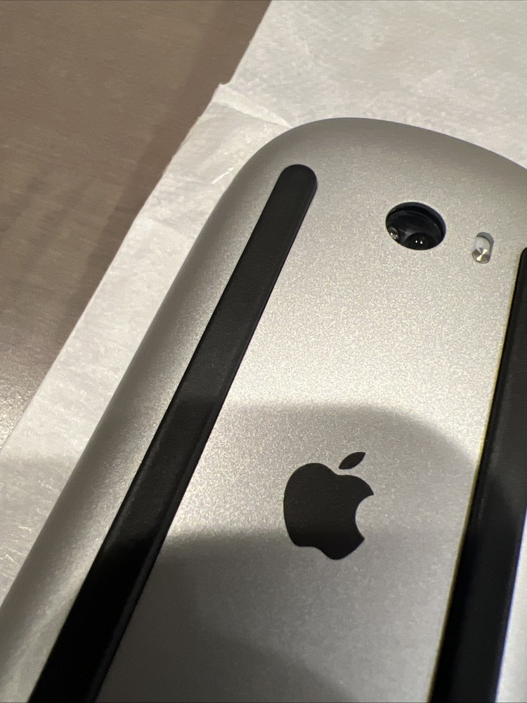 Apple Wireless Magic Keyboard 2 (A1644) & Apple Mouse 2 (A1657)