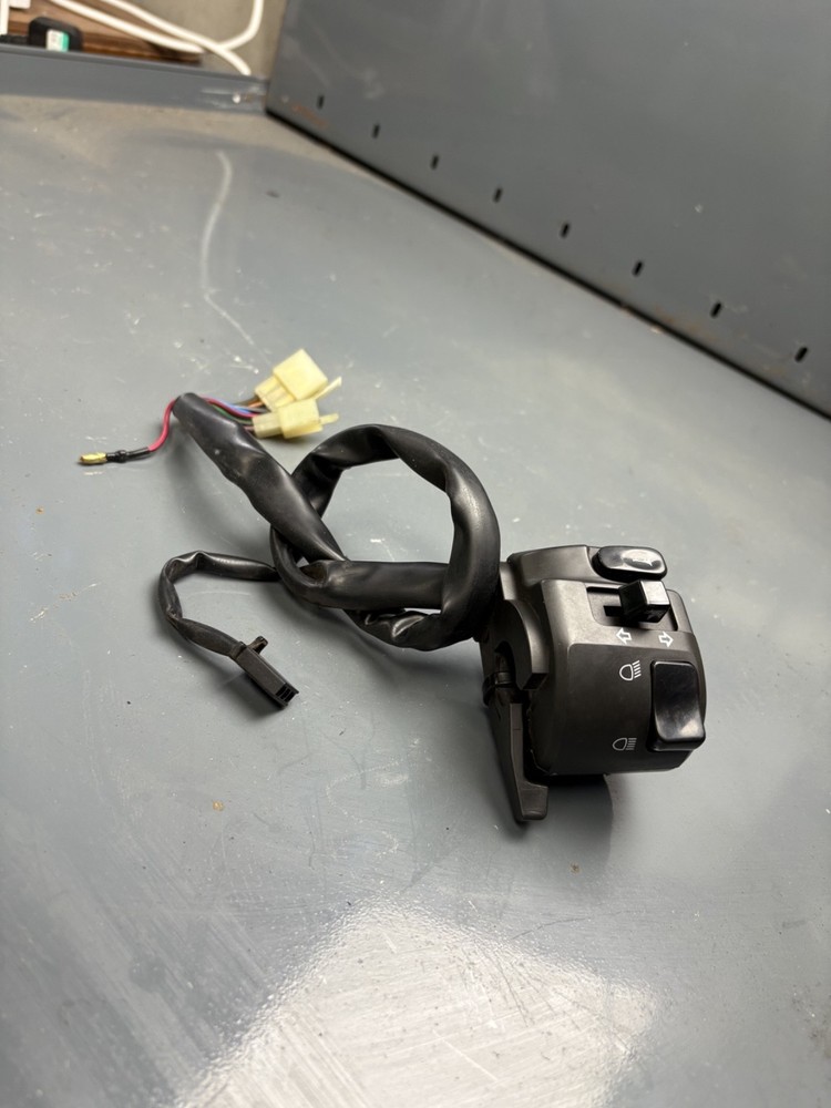 Kawasaki ZZR600 Left Hand Switch, 2005 E13 MODELS