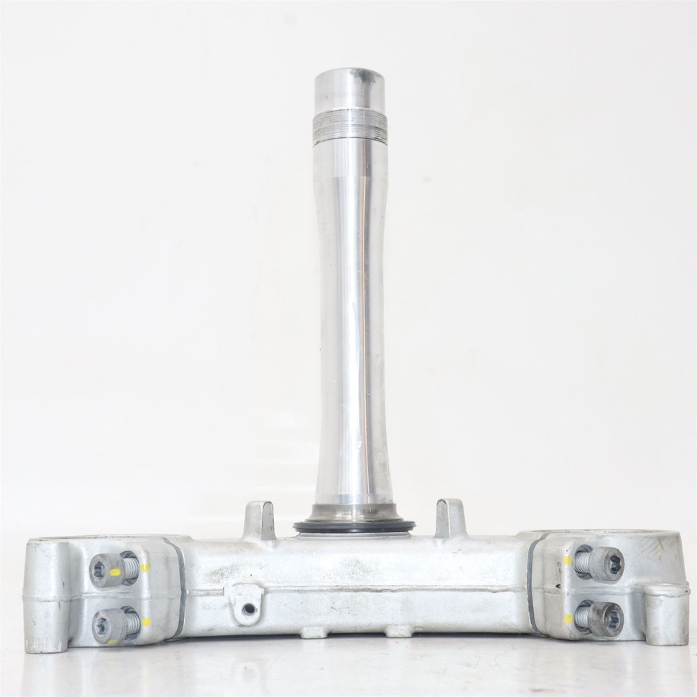 2016 APRILIA RSV4 Bottom Yoke - 2B001448