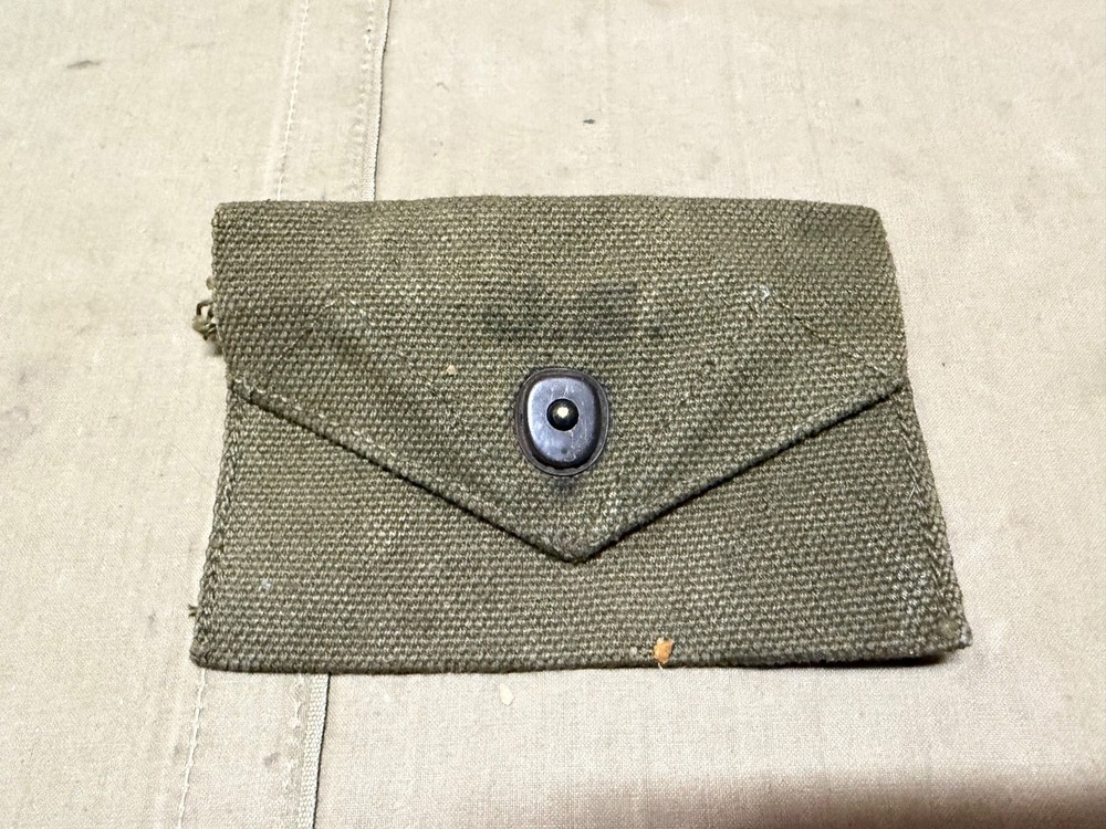 ORIGINAL WWII US ARMY INFANTRY M1942 FIRST AID CARLISLE BANDAGE CARRY POUCH-1944