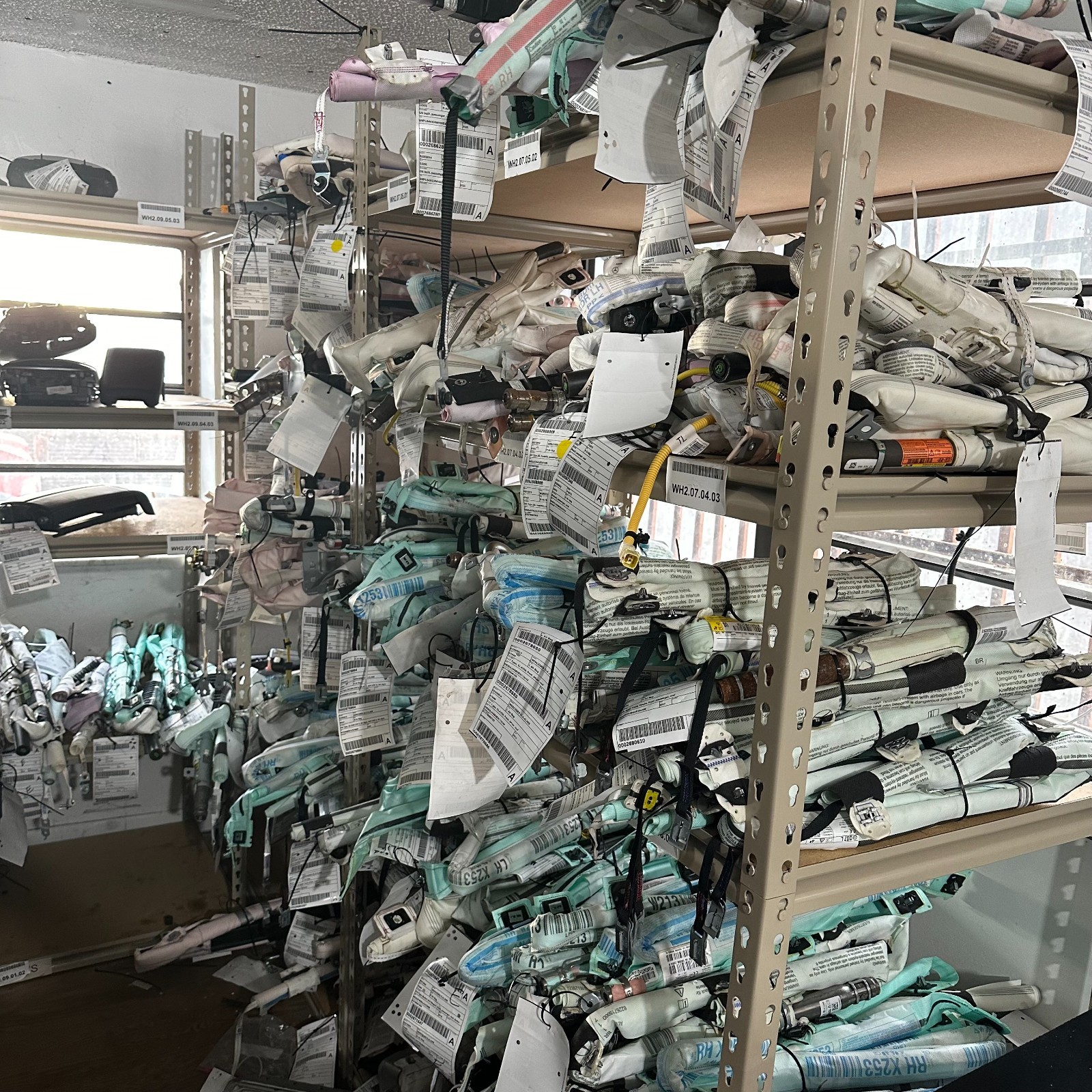 DODGE CHARGER Display and receiver 7.0" screen w/(SiriusXM) 68428468AB 18 20