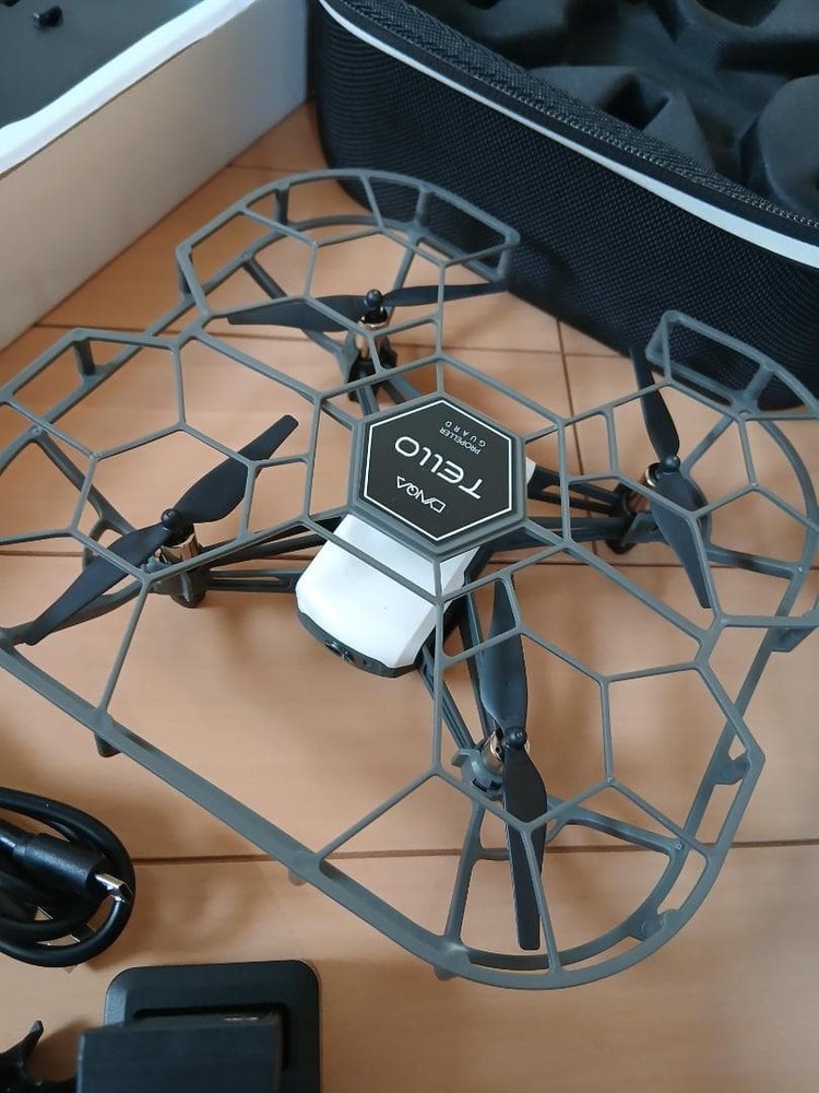 Dji Tello Drone T1d Controller With 3 Drones Mini Quadcopter Bundle For