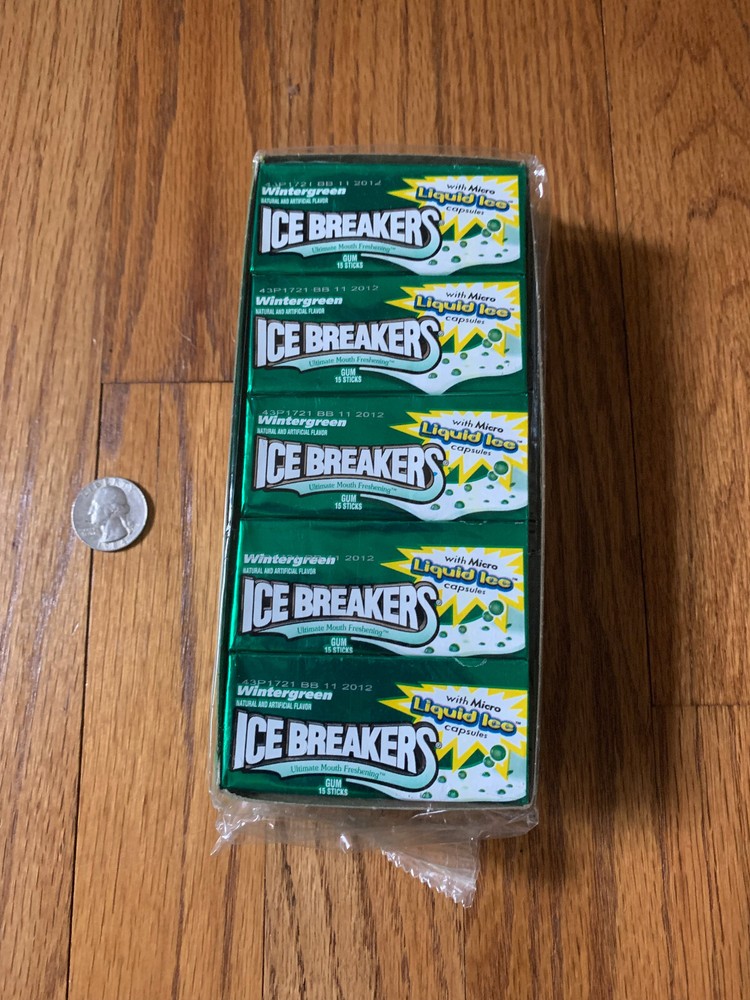 Vintage  ICE BREAKERS Wintergreen Gum .